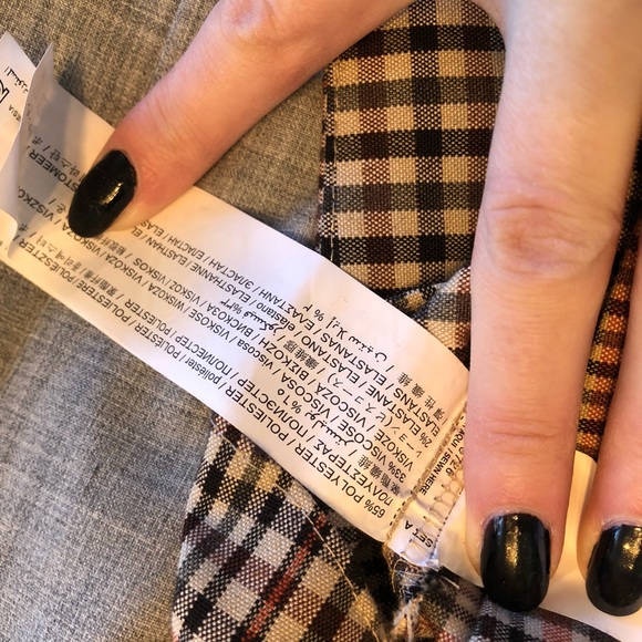 MNG plaid skort with tortoiseshell button detail on front - Picture 5 of 6